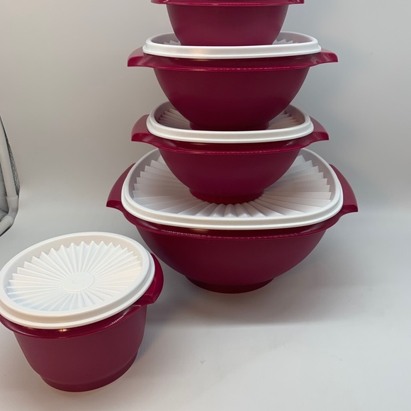 Tupperware Classic Servalier Bowl Set of 5 - Picture 13 of 16